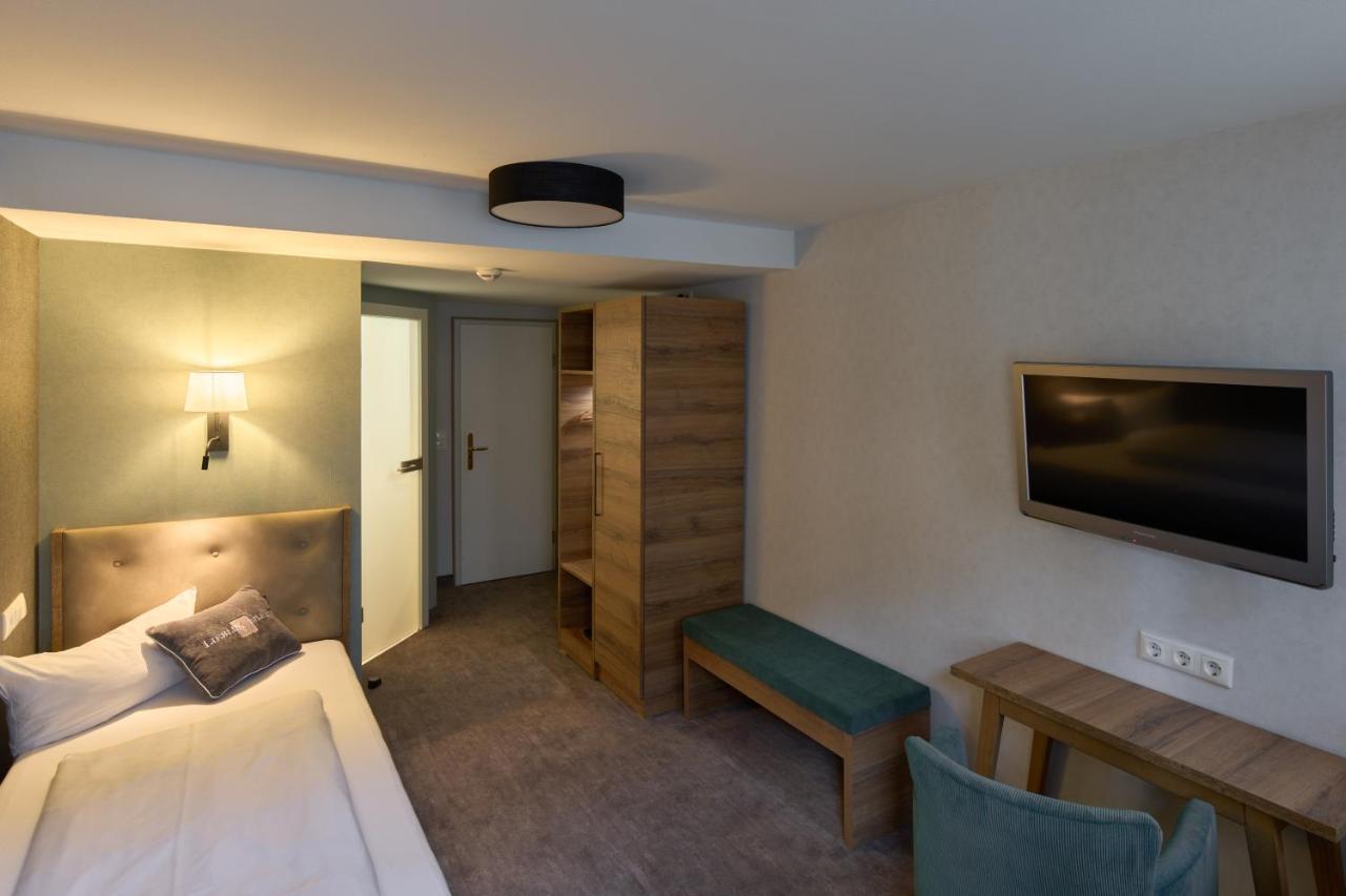 Hotel Brauhaus Zum Loewen Mühlhausen Esterno foto